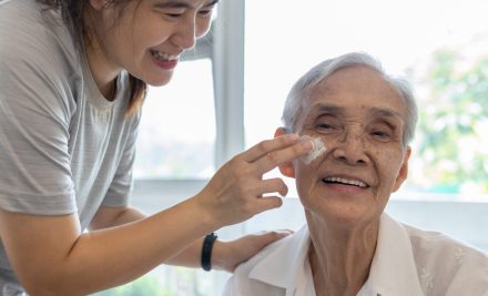 Caregiver: i pilastri invisibili della nostra società