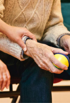 Caregiver: consigli per prendersi cura dell’assistito anziano