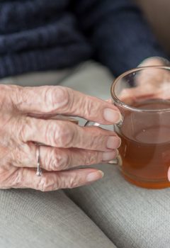 Perchè gli anziani soffrono maggiormente il freddo